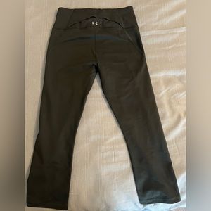 Underarmour women’s cropped leggings